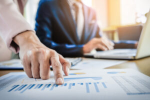 Entenda a diferença entre DASN-SIMEI e IRPF, o que cada declaração informa e quando o MEI precisa entregar as duas.