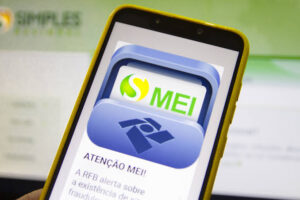 Abrir MEI corretamente exige validar atividade, CNAE, faturamento e endereço antes de formalizar seu CNPJ.